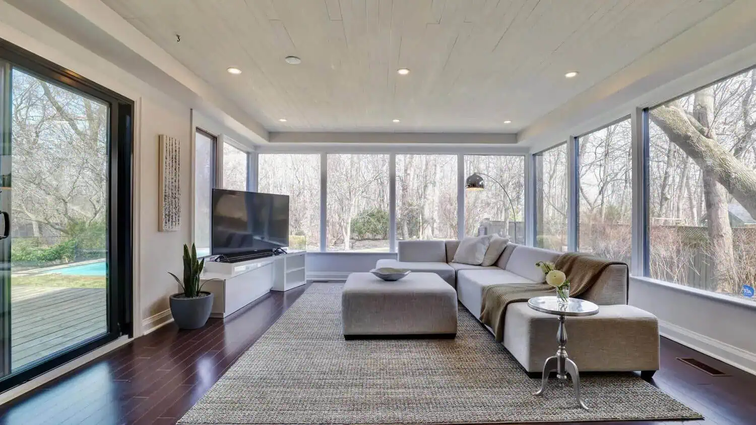 821 parkland avenue