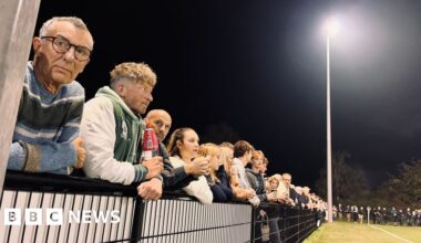 'Whole village' turns out for FA Cup row replay - BBC
