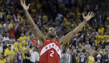 Kawhi Leonard officially returns to Toronto with NBA approving Raptors-Clippers trade