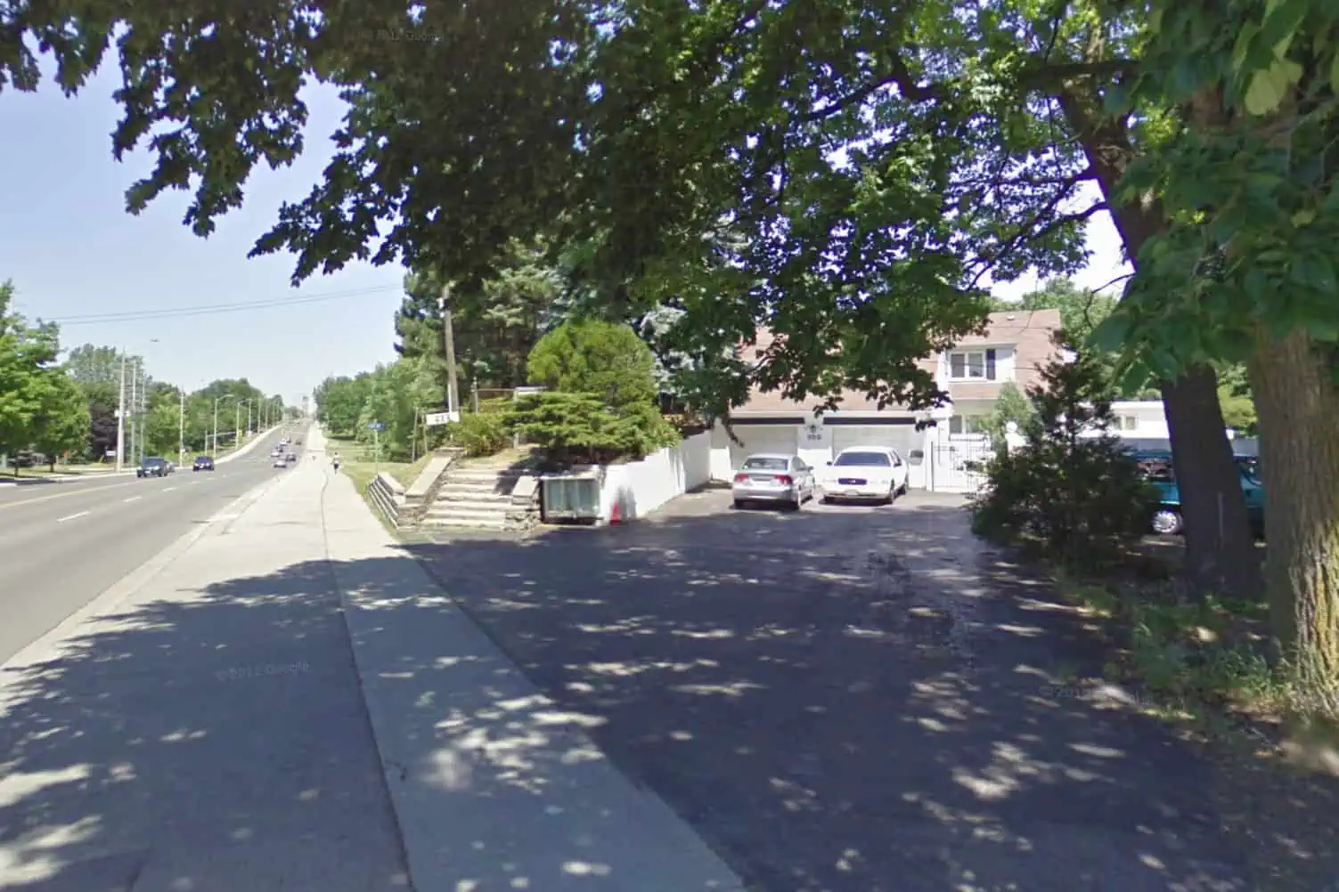 900 lakeshore road west
