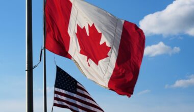 Some Vegas hotels are treating Canada's dollar as equivalent to the greenback to offer more value