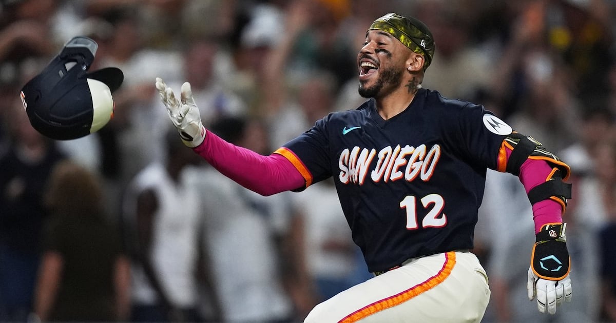 Luis Campusano’s two-run homer in 10th lifts San Diego Padres to win over New York Yankees