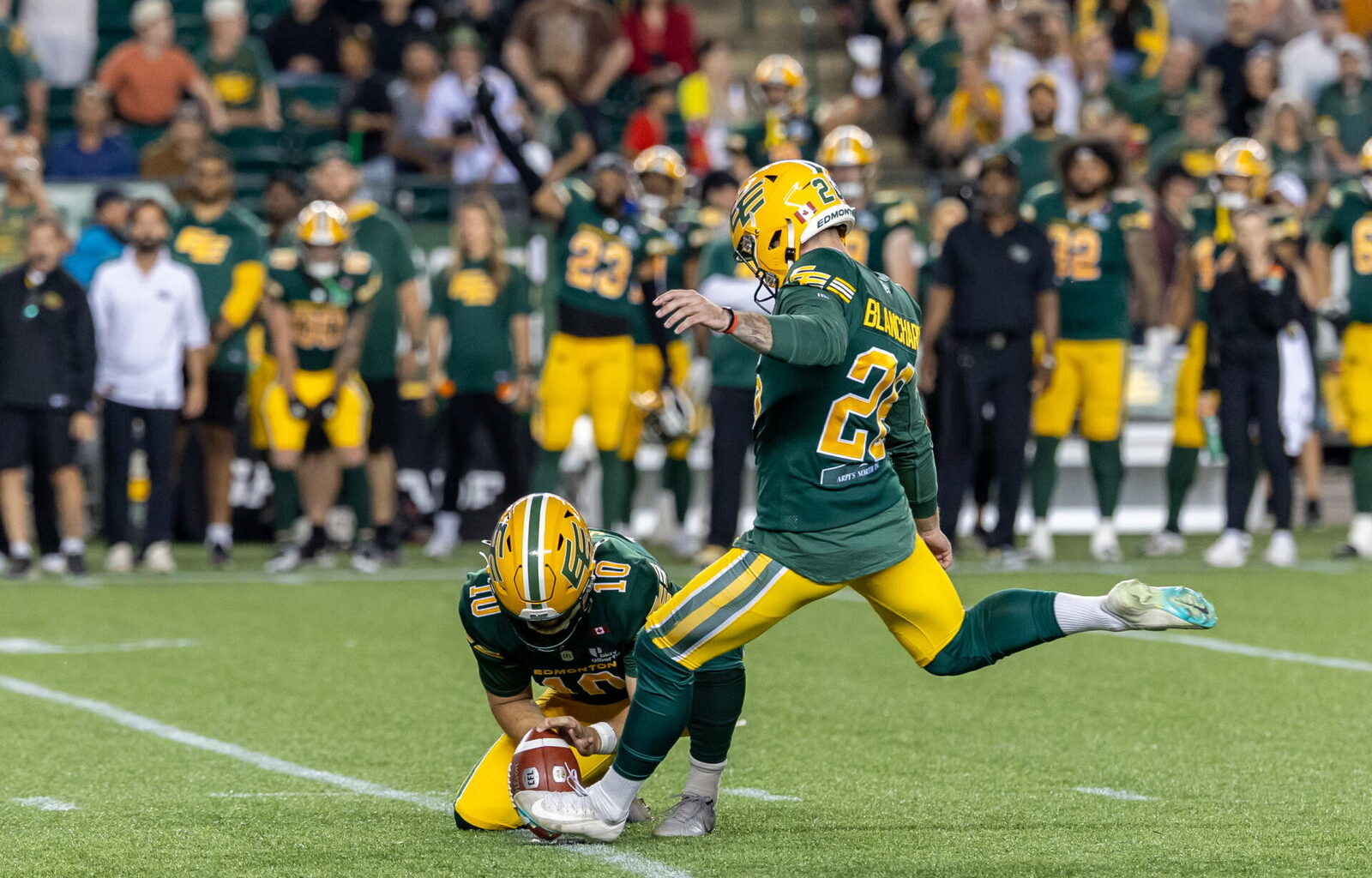 Vincent Blanchard sets new CFL record with nine field goals in Edmonton Elks' overtime victory