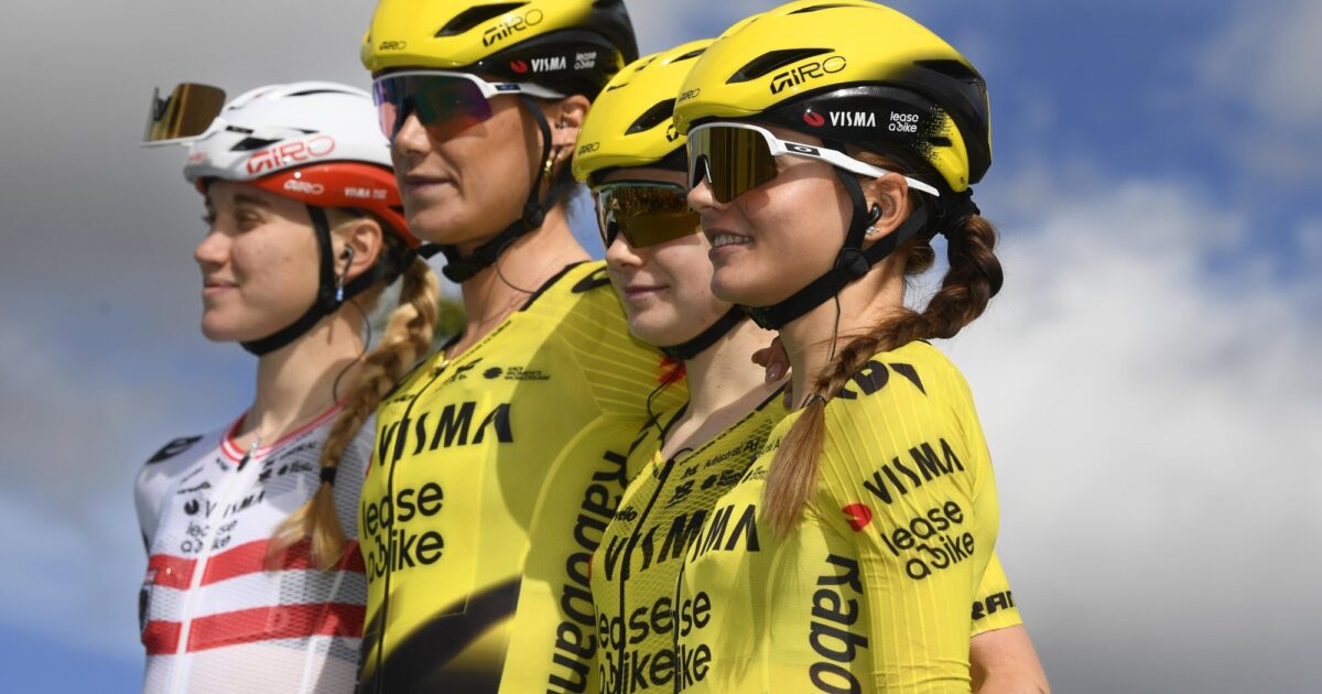 Van Dam battles to fourth place despite crash in Pointe du Raz Ladies Classic - Team Visma