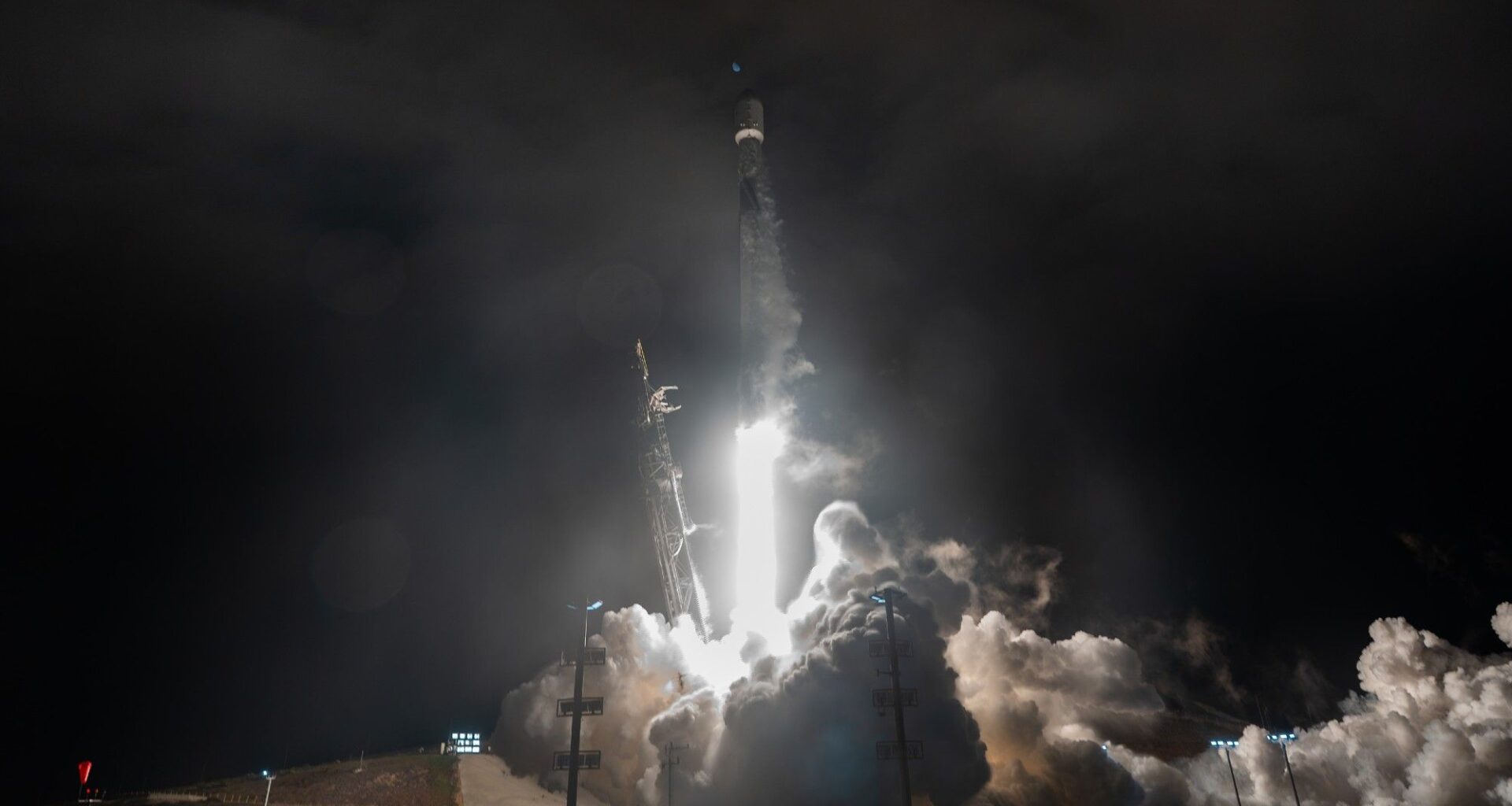 SpaceX Falcon 9 rocket launches Starlink satellites to orbit on its 35th flight
