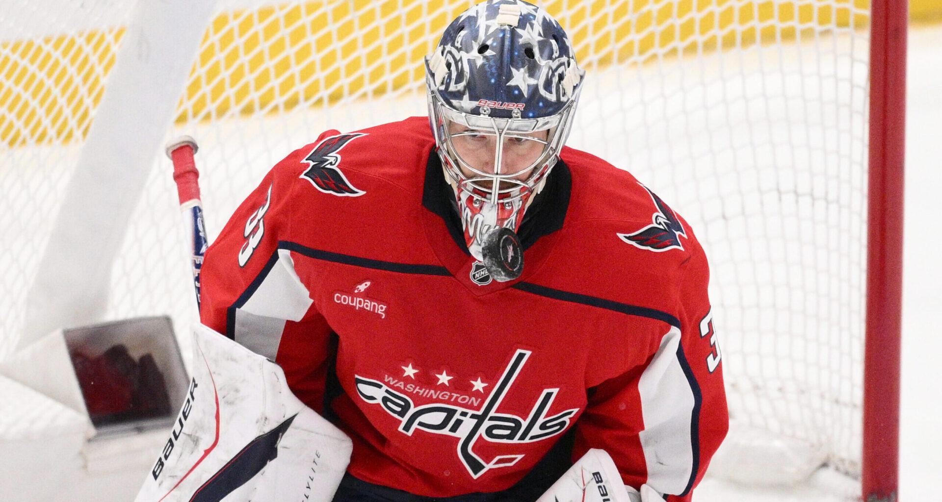 Winnipeg Jets claim goaltender Clay Stevenson off waivers from Capitals