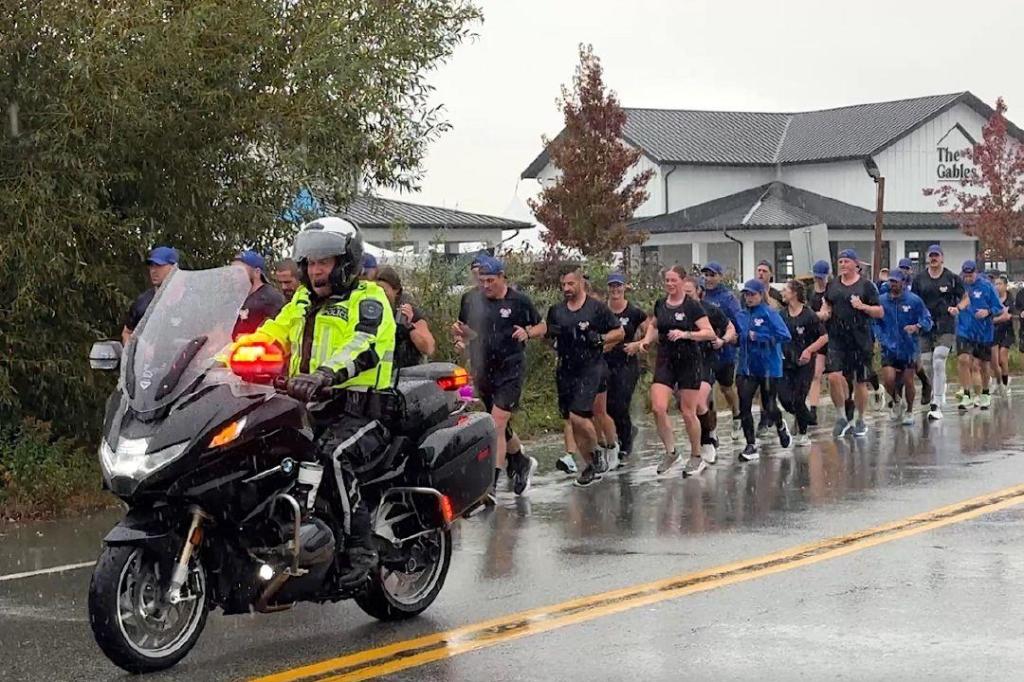 Run to Remember for 70 rain-soaked law enforcement officers in White Rock, Surrey, Delta