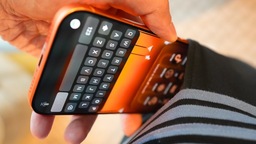 iPhone 17 Pro Orange