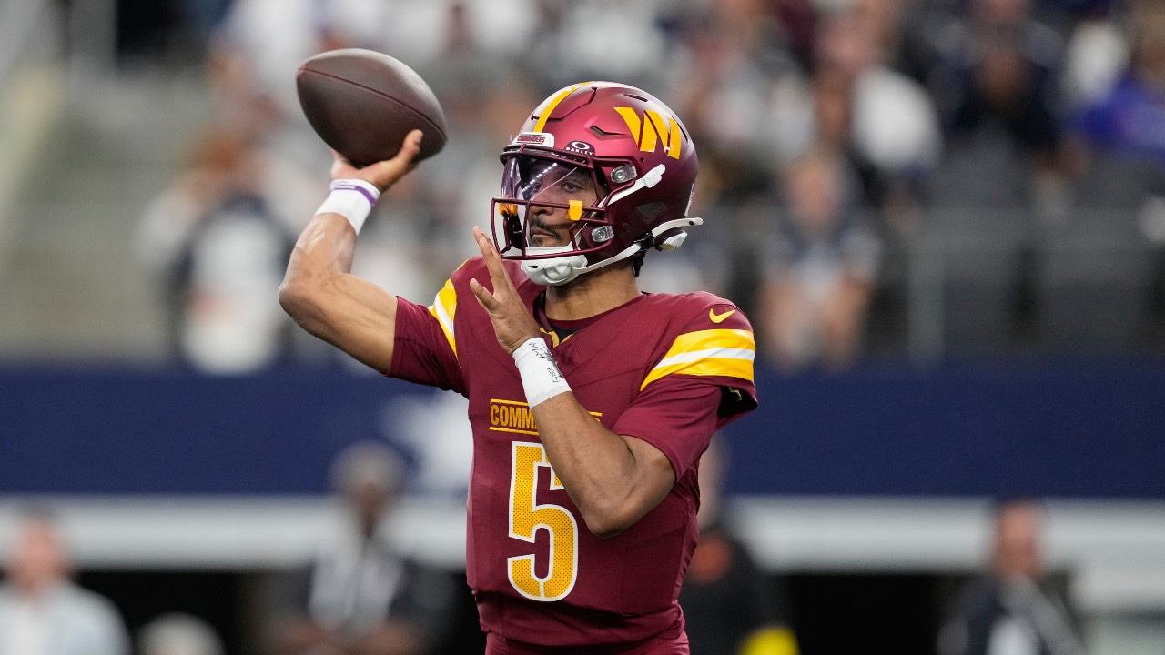 Commanders QB Jayden Daniels carted off vs. Cowboys with elbow injury