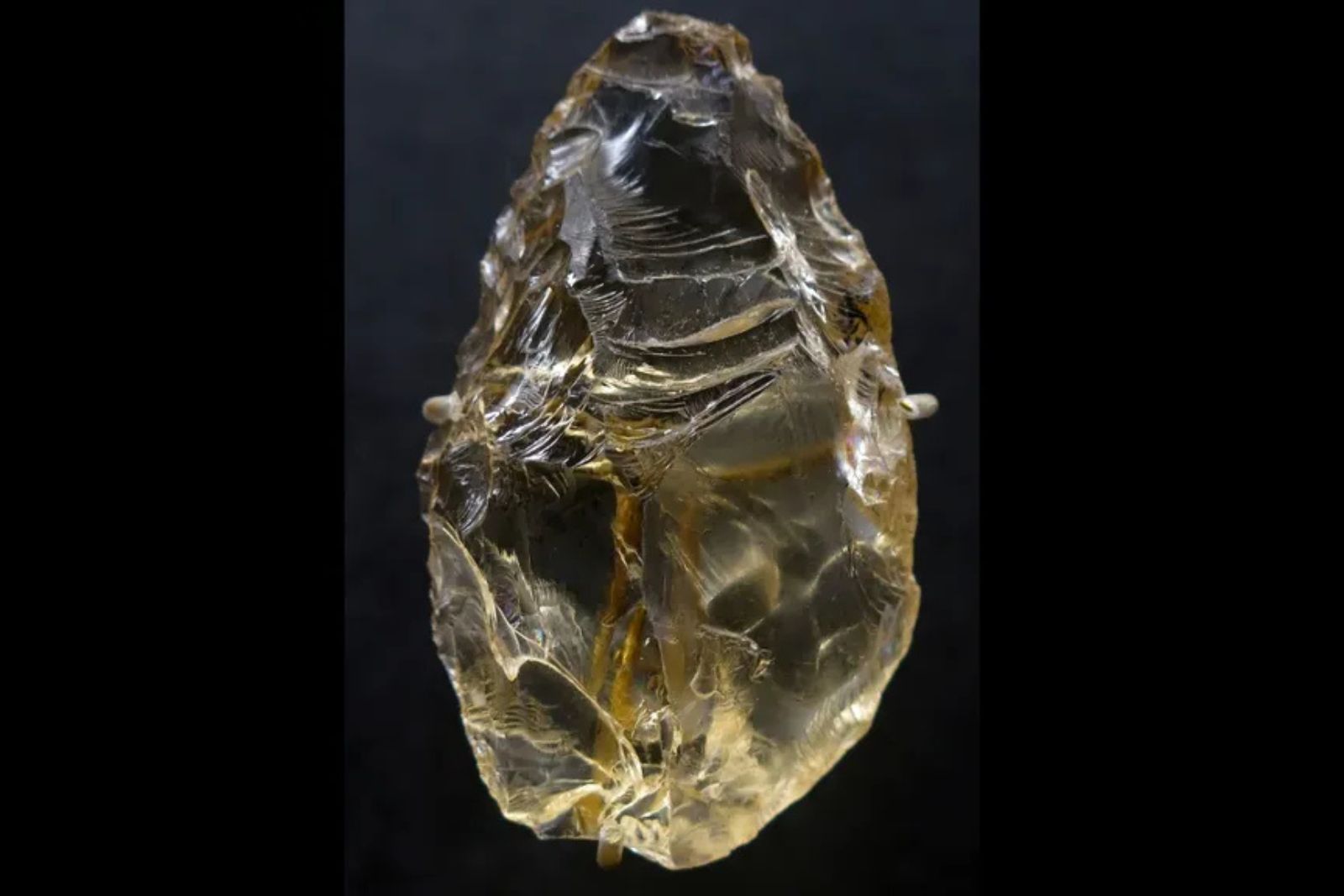 This 45,000-year-old crystal tool upends what we thought about Neanderthals