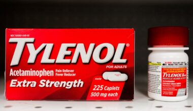 Tylenol use in pregnancy may be linked with uterus, ovary changes in daughters
