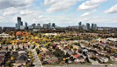 mississauga gets $4 million from province and feds for housing.