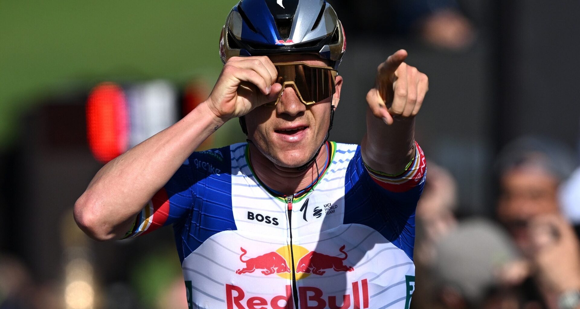 Evenepoel debuted a new celebration ahead of road worlds.