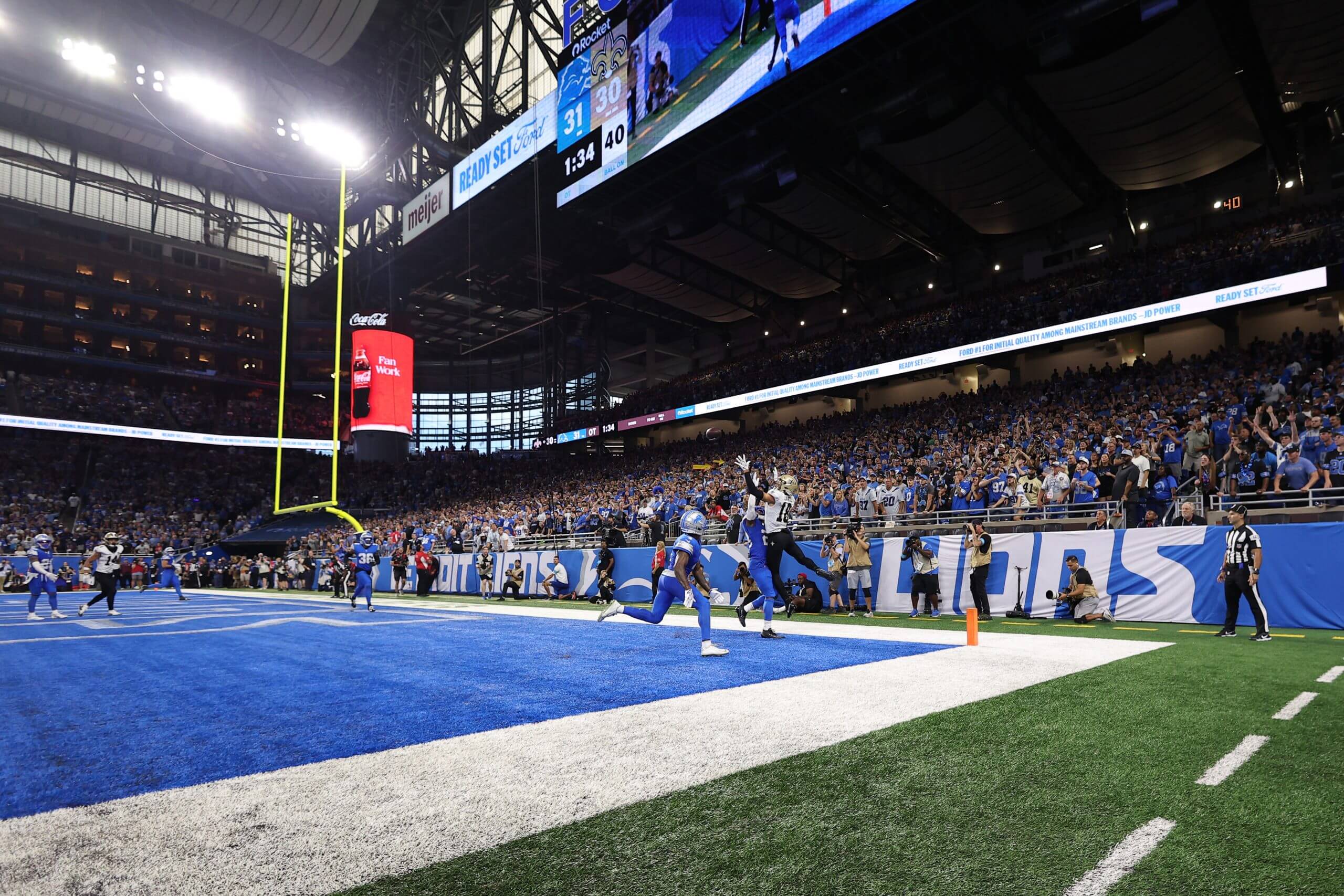 New Orleans Saints receiver Bryce Lance can't haul in a two-point conversion attempt that would have given the Saints a win over the Detroit Lions.