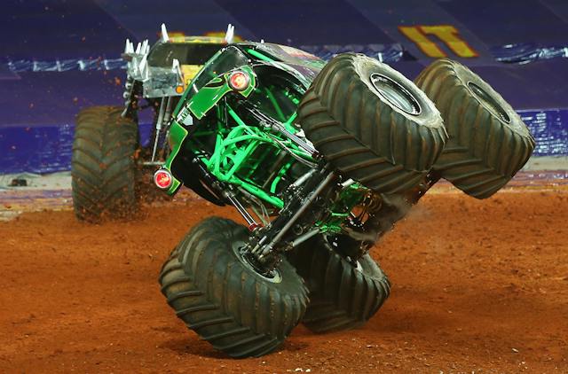 Grave Digger flips up on two wheels