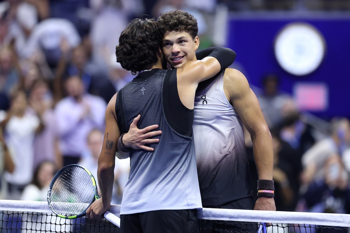 Alcaraz falls to Shelton in late-night thriller, Sabalenka survives at U.S. Open