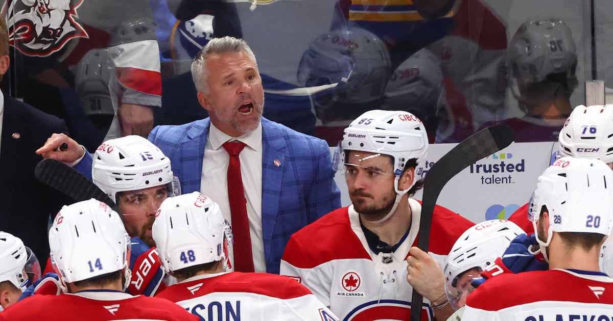 Montreal Canadiens extend head coach St. Louis just ahead of camp