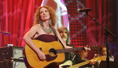 Kathleen Edwards takes Massey Hall, not by storm but by perseverance