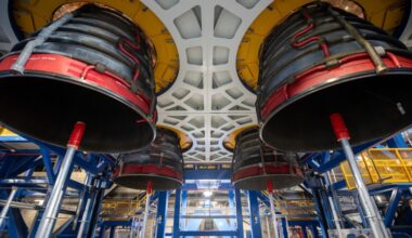 Rocket Report: Engines installed for Artemis III; Long March 6C breakup in LEO