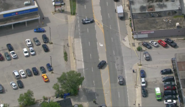 Woman in her 80s struck by vehicle in Etobicoke suffers serious injuries
