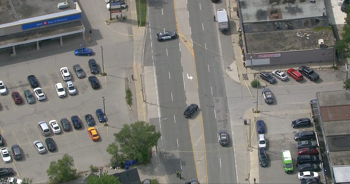 Woman in her 80s struck by vehicle in Etobicoke suffers serious injuries