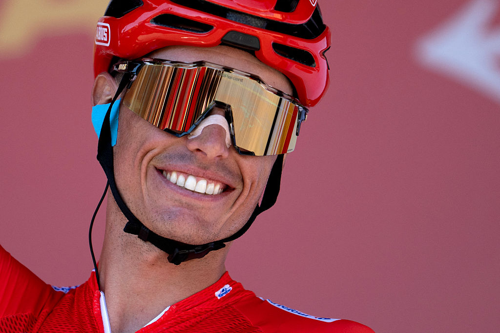 Overall leader Team Movistar's Spanish rider Enric Mas is pictured before the start of the 20th stage of the Vuelta a Espana 2026 cycling tour, a 186,8 km race between La Calahorra and Collado del Alguacil, on September 12, 2026. Home favourite Enric Mas moved to the brink of Vuelta a Espana victory today as he finished the 20th and penultimate stage by extending his lead on Primoz Roglic in the overall standings. (Photo by JORGE GUERRERO / AFP)