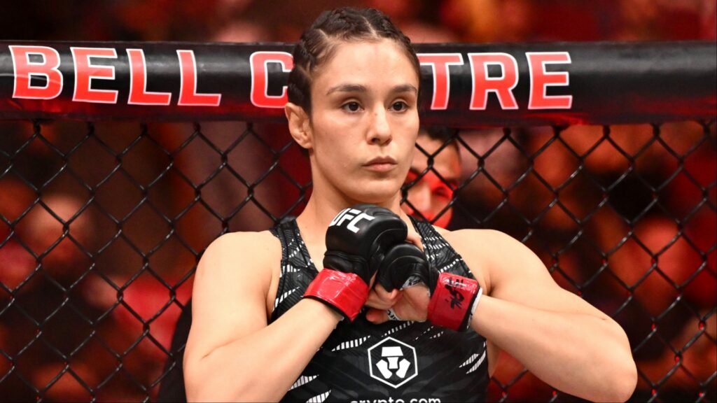 Alexa Grasso faces off with Natalia Silva at UFC 315