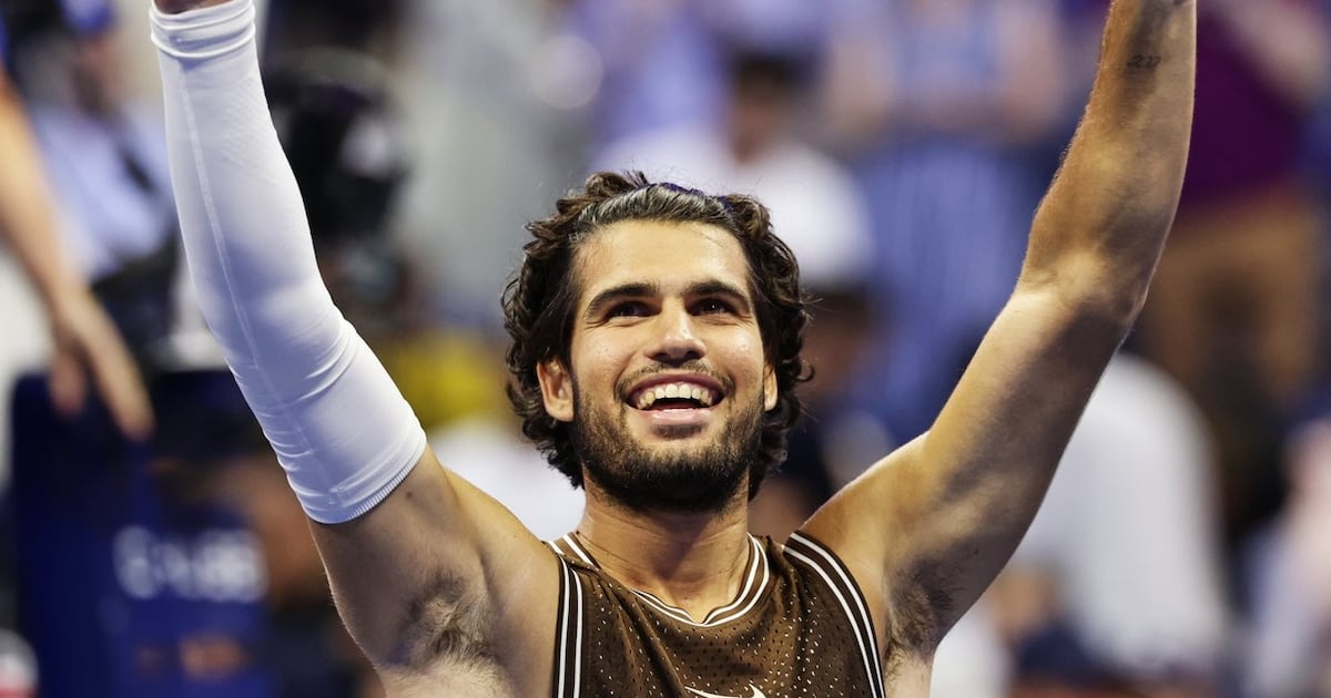Carlos Alcaraz recovers after dropping first set to reach third round at US Open