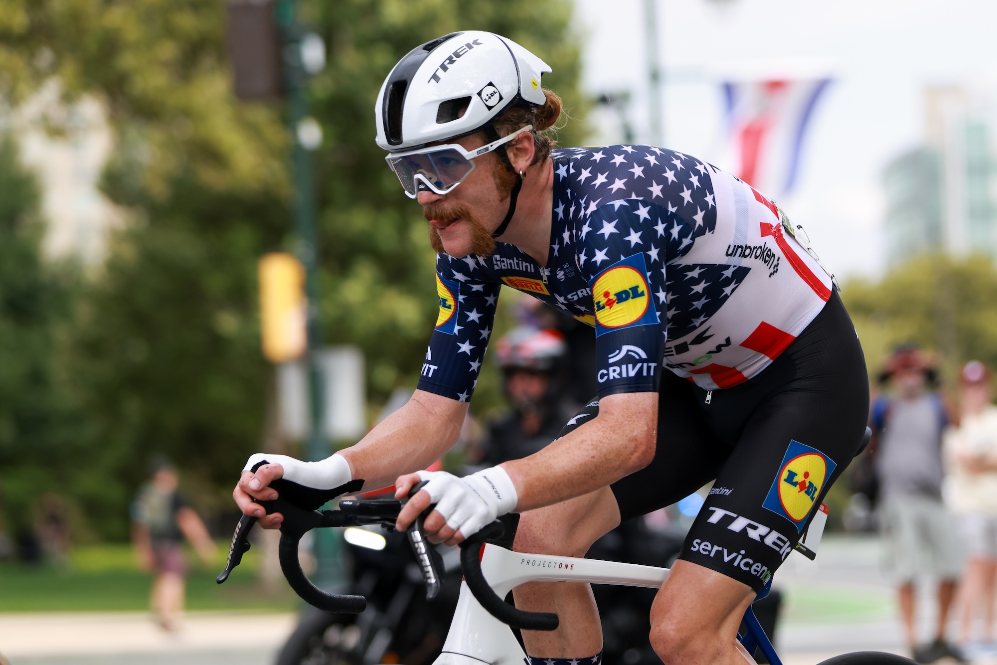 Quinn Simmons of Team Lidl-Trek races through the Benjamin Franklin Parkway during the men's race in the Philadelphia Cycling Classic