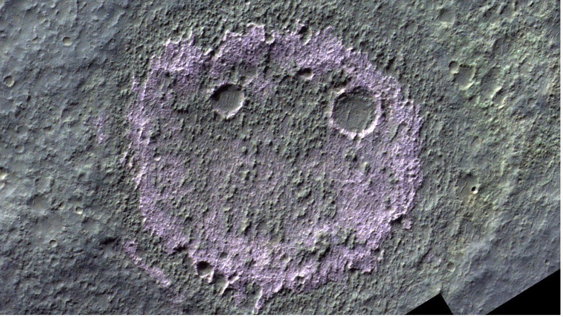 Astronomers Spotted a 'Bear' on Mars