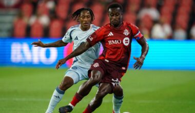 Sargent has hat trick, Toronto FC rallies to draw with Chicago