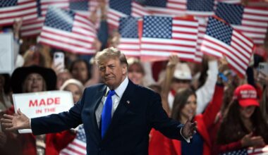 Trump stumbles as flunkies around him give dumber and dumber advice