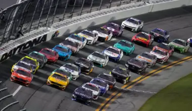 What channel is NASCAR on today? TV schedule, start time, live stream to watch 2026 Bristol night race image