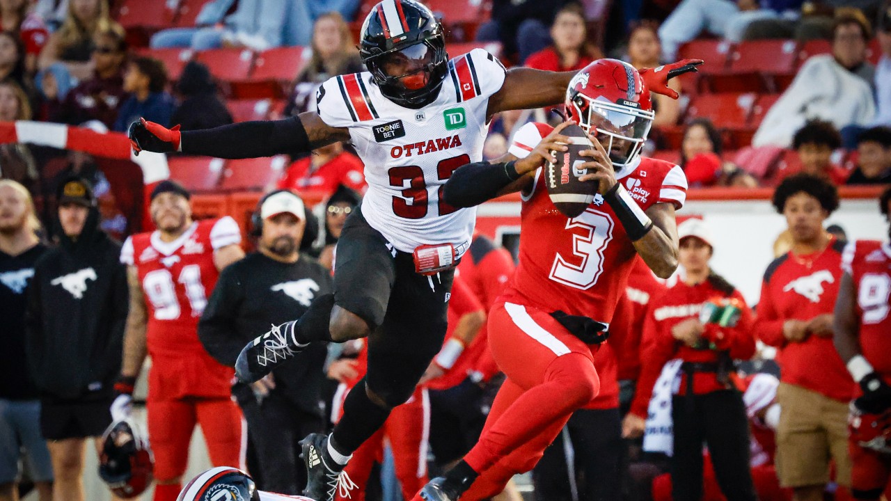 Stampeders' Paredes hits 62-yard field to send Redblacks to 0-13