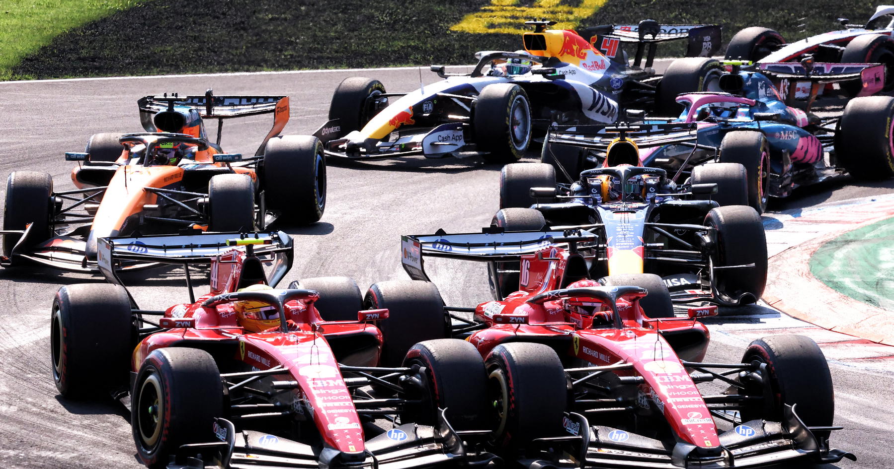 Lewis Hamilton snaps back at F1 media: 'I know what you're trying to do'