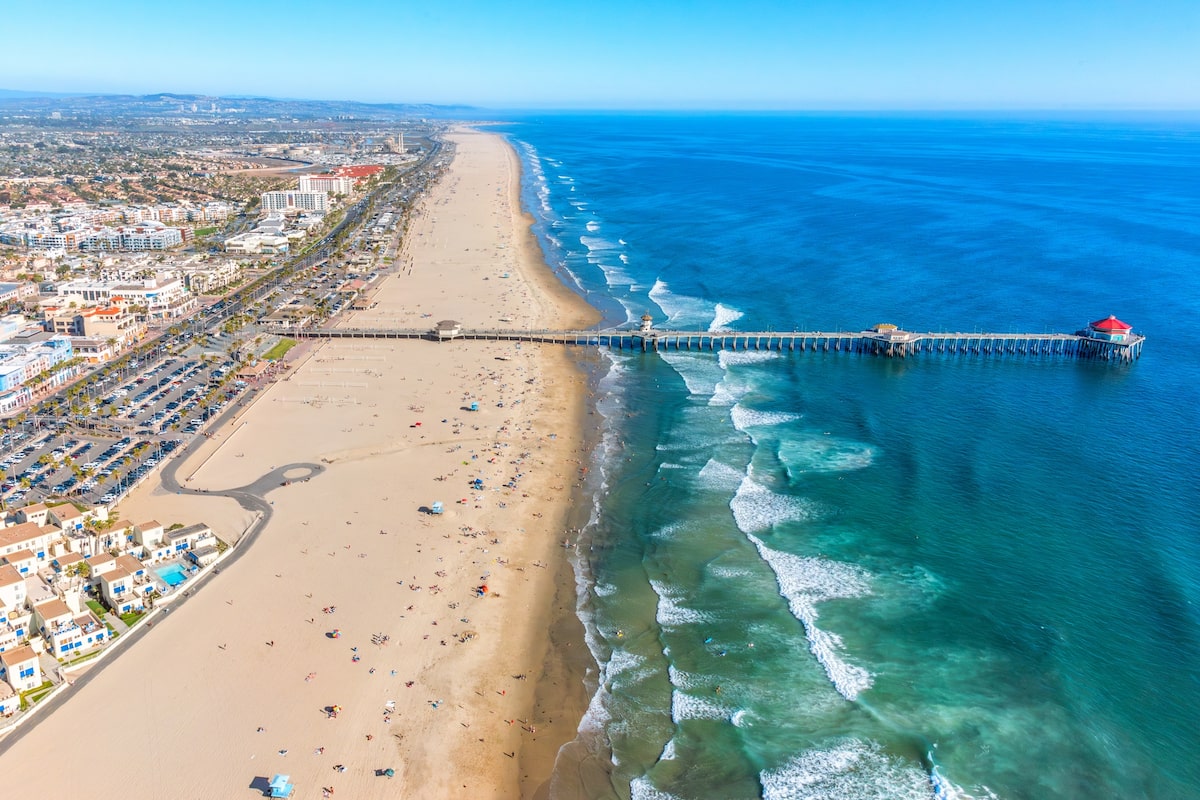 Even in a trade war, a conference in California is drawing Canadian advisors