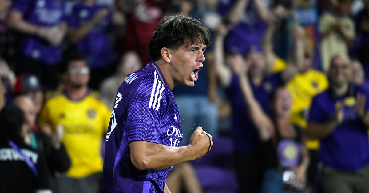 Griezmann scores in 5th straight to help Orlando beat Toronto