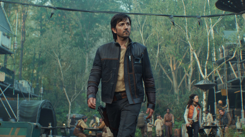 Cassian at the rebel base on Yavin IV in 