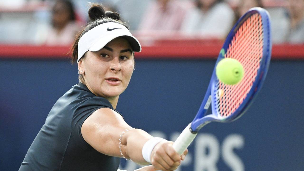 Andreescu bounced in opening round of Guadalajara Open in straight sets