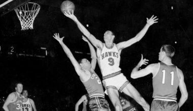 Bob Pettit, NBA Hall of Famer and its first MVP, dies at 93