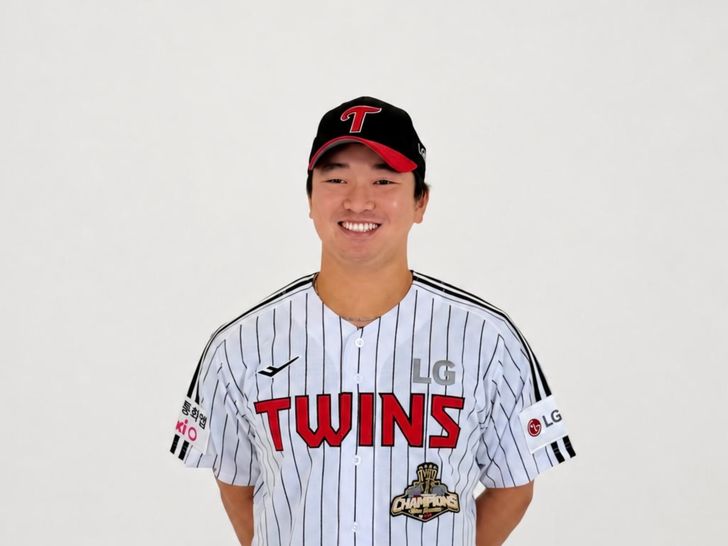 LG Twins pitcher Go Woo-suk poses in the team's jersey after signing for the rest of the 2026 Korea Baseball Organization season on Wednesday. Courtesy of LG Twins