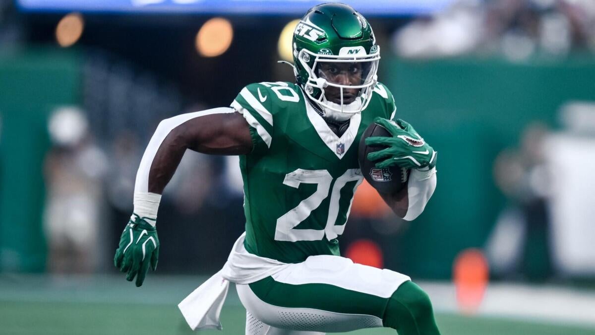 NFL expert picks, odds, predictions, player props, betting guide for Week 2