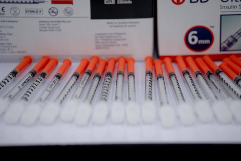 Weight-loss injection pens seized from an online seller's house in Nonthaburi on Friday. (Photo: Food and Drug Administration)