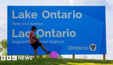 Apple Maps renames Lake Ontario as Lake America after Trump order - BBC