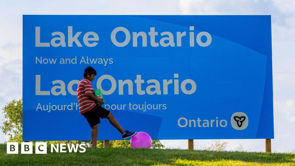 Apple Maps renames Lake Ontario as Lake America after Trump order - BBC