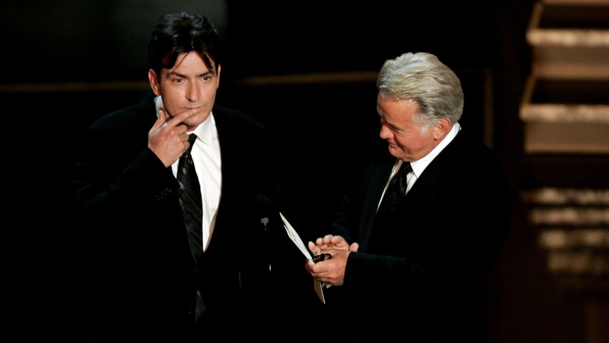 Charlie Sheen to start opposite father, Martin, on Happy Jack