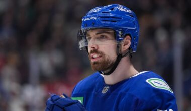 Canucks' Filip Chytil suffers shoulder injury vs. Oilers