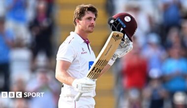 Tom Abell raises his bat