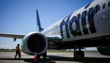 Flair Airlines secures $76-million bailout from Ottawa as fuel costs soar