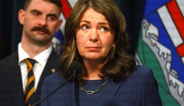 'That's not good practice': Smith flags Calgary City Hall closed-door practices amid municipal transparency debate